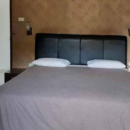 Reddoorz Near Pantai Panjang Bengkulu 2 Hotell Exteriör bild
